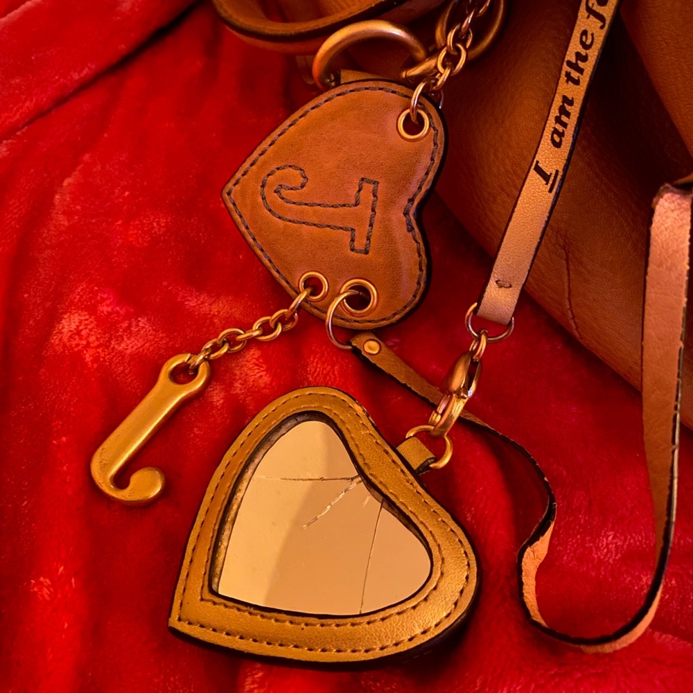 Juicy Couture Tan Leather Shoulder Bag with Gold-Tone Logo - Picture 7 of 13